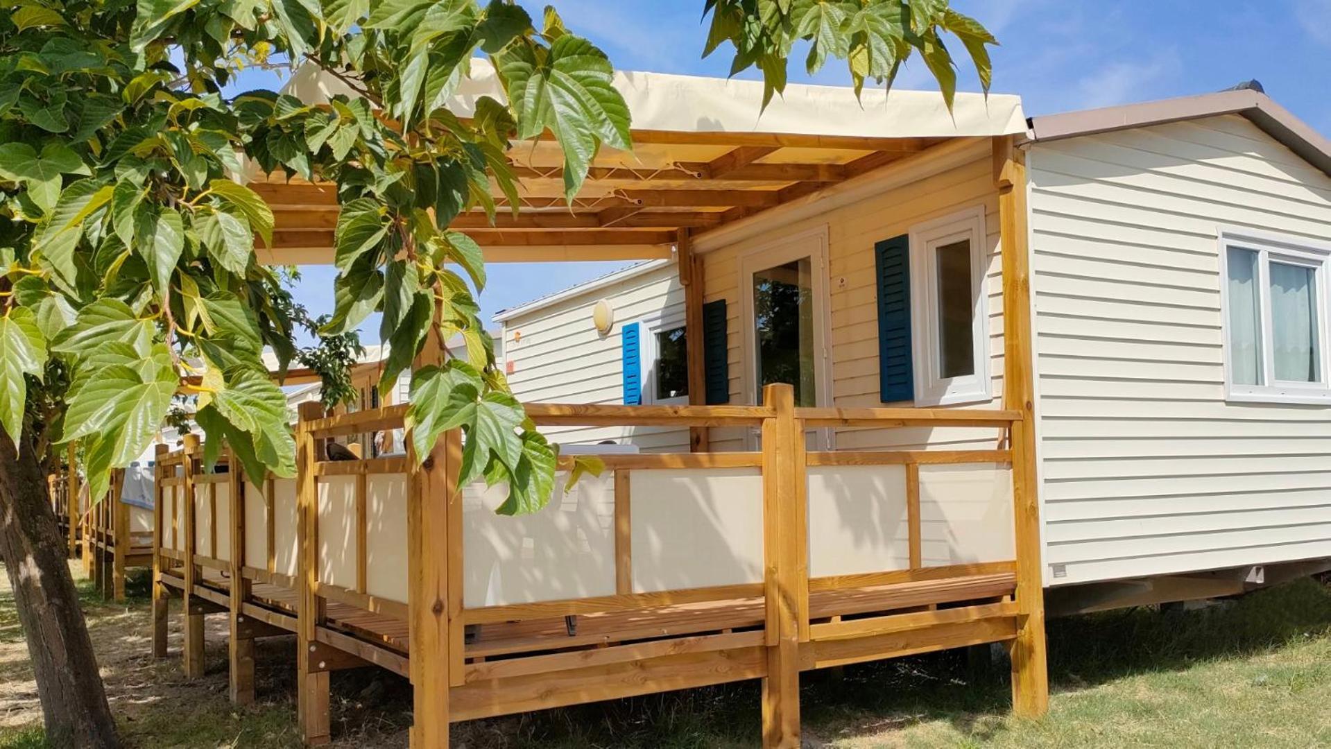 Camping Tikayan Felix De La Bastide Saint-Mitre-les-Remparts Exterior foto