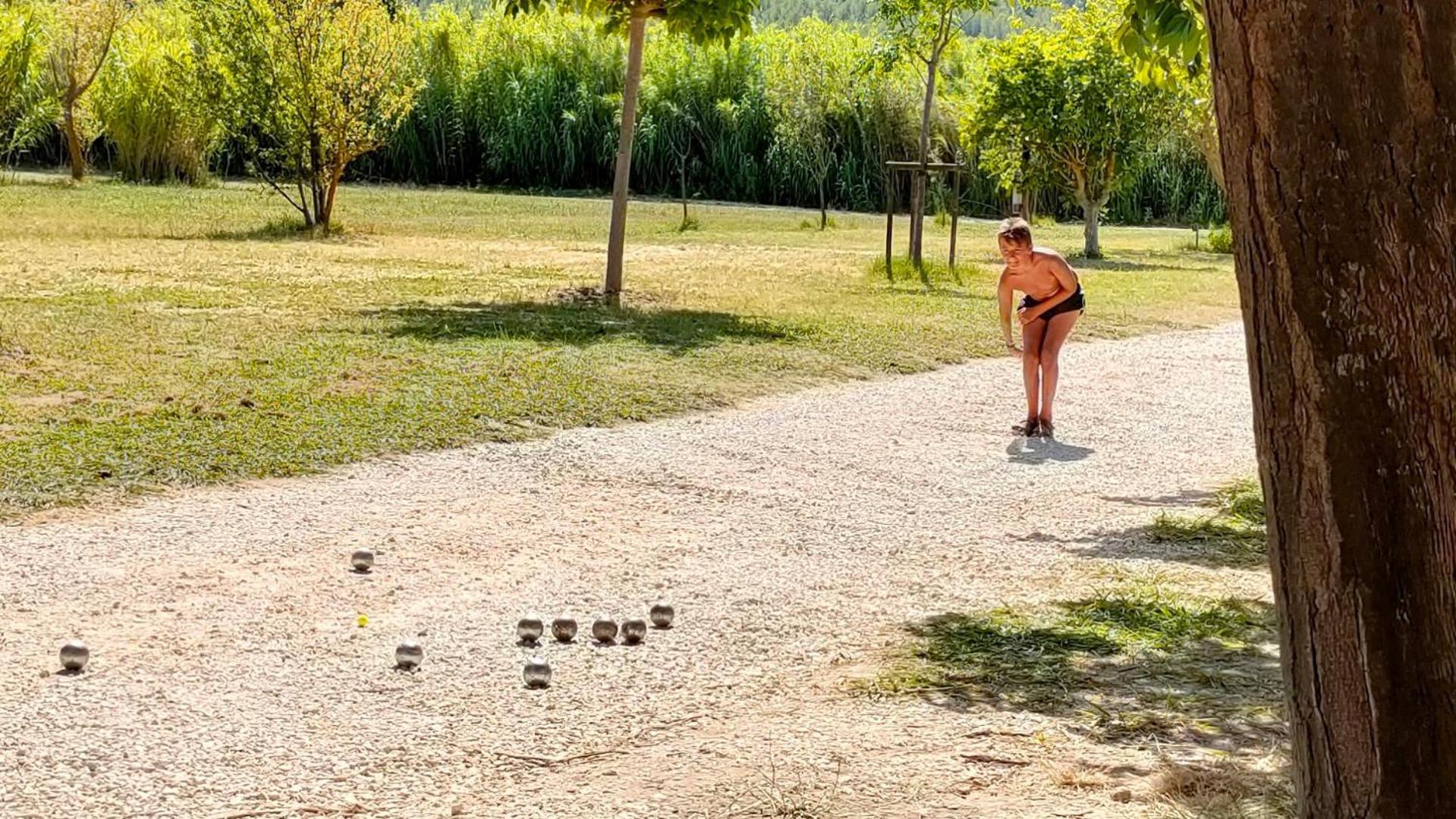 Camping Tikayan Felix De La Bastide Saint-Mitre-les-Remparts Exterior foto
